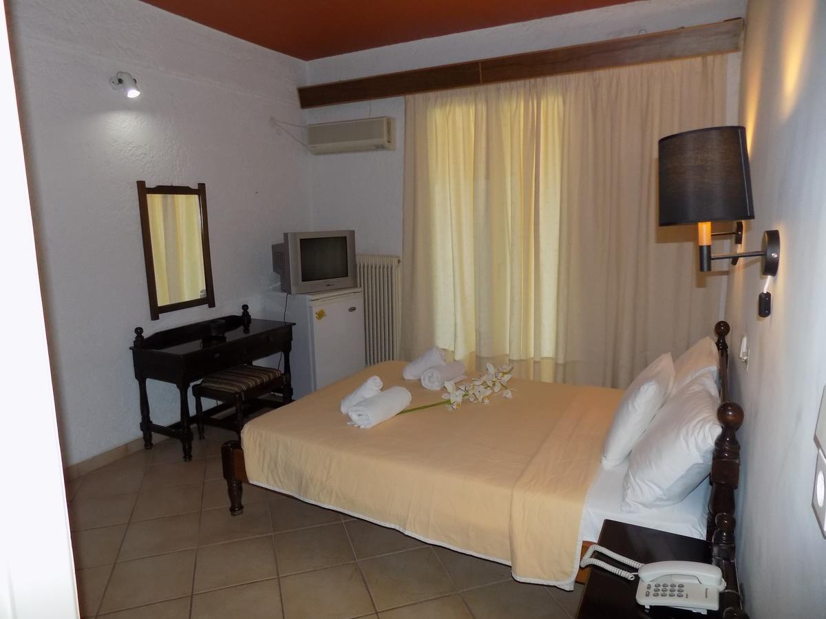 Lefkas Blue Hotel Nikiana Exterior photo