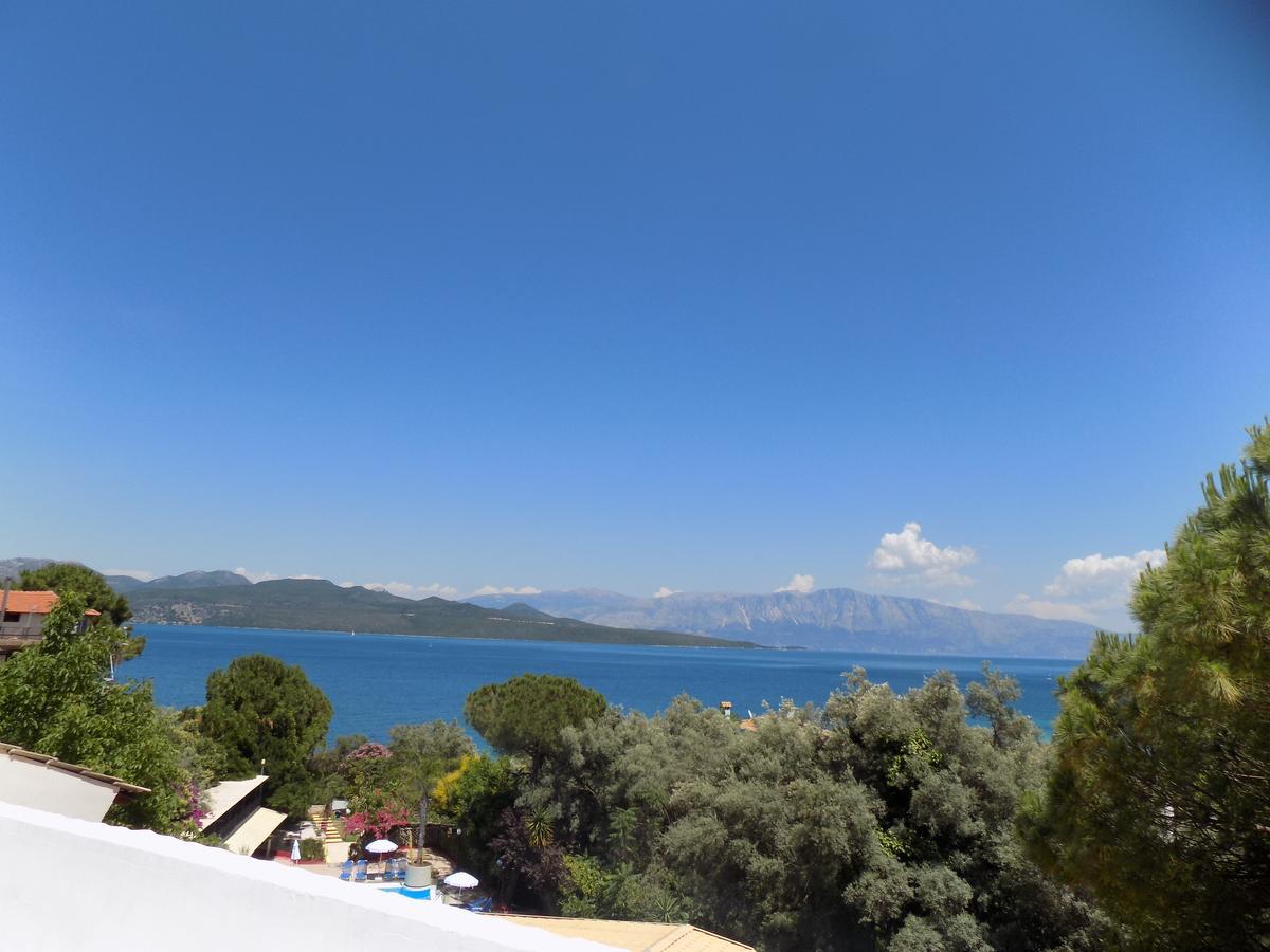 Lefkas Blue Hotel Nikiana Exterior photo